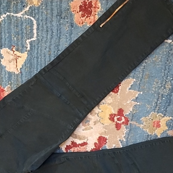 AEO Black Skinny Moto Style Ankle Jeggings W/ Ankle Zippers, Size 14 - Picture 7 of 13